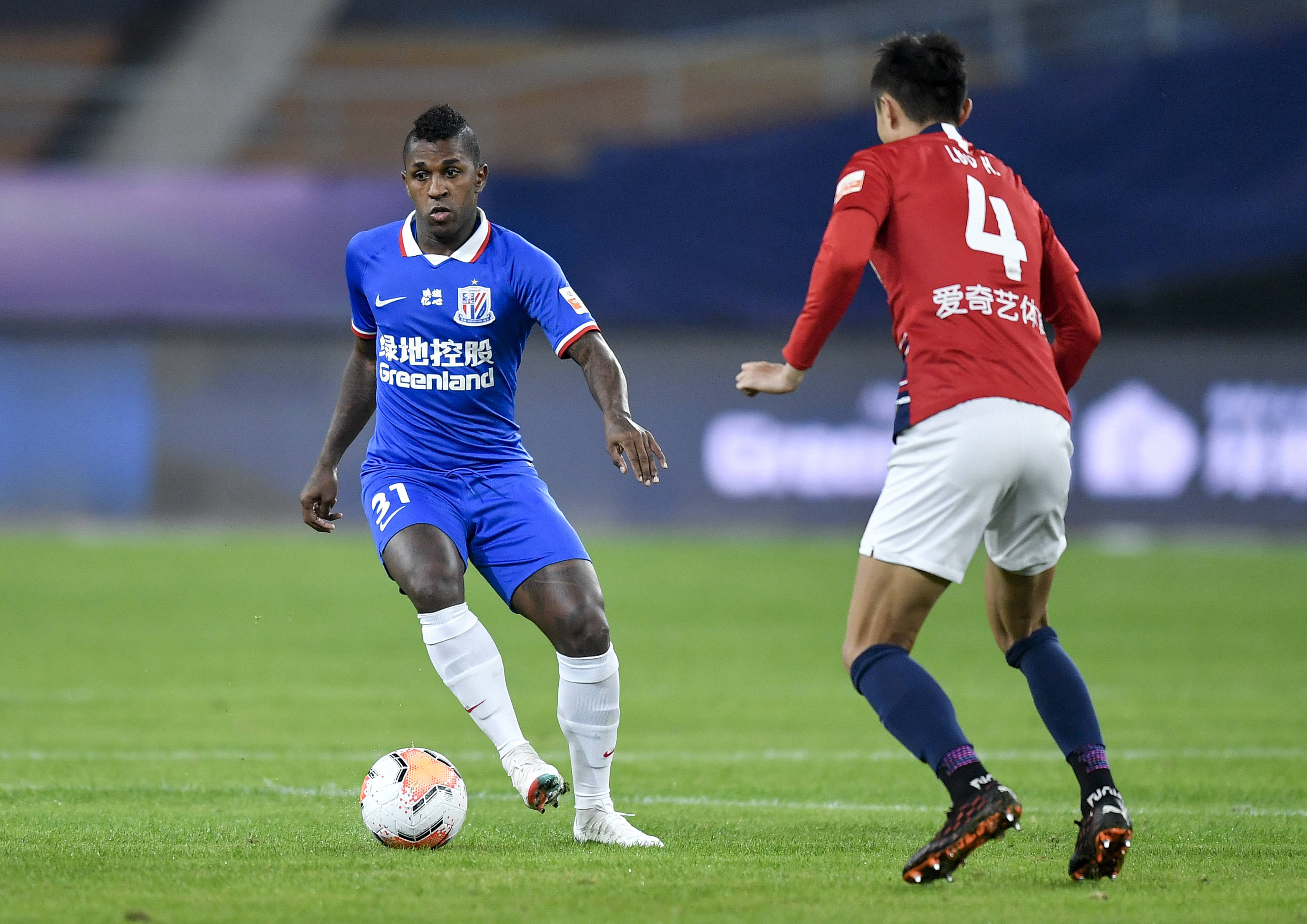 图赫尔：贝林厄姆以10号位身份回归，福登会是中路球员（图赫尔：贝林厄姆回到10号位，福登将踢中路）