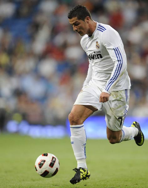 乒乓球混团世界杯：中国队一日双胜 延续强势表现（混团乒乓世界杯：中国队单日两连胜 持续展现统治力）