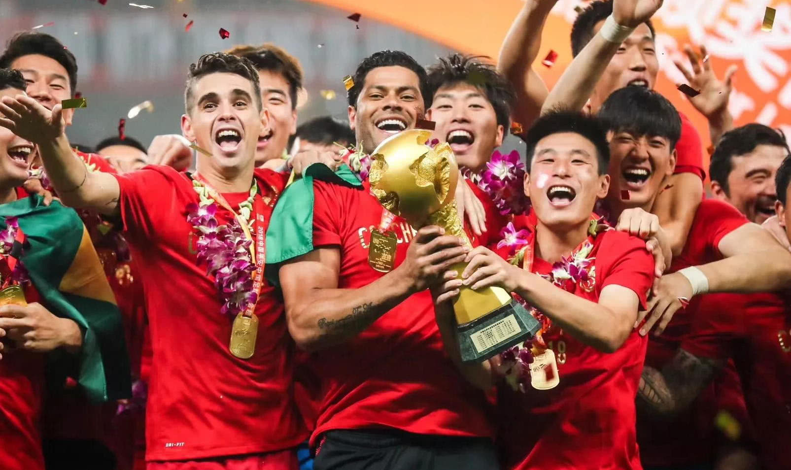 意媒：年薪300万欧的麦肯尼希望涨薪续约，但尤文不愿意接受（意媒：年薪300万欧的麦肯尼盼加薪续约，尤文暂不接受）