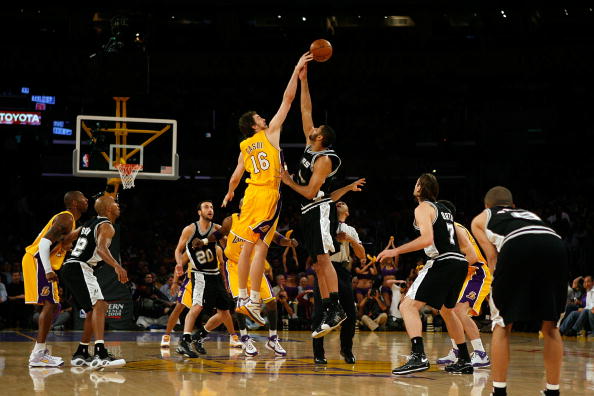 西媒：尤文、法兰克福以及斯图加特询价皇社中场苏契奇（西媒称：尤文、法兰克福、斯图加特向皇社打听苏契奇身价）